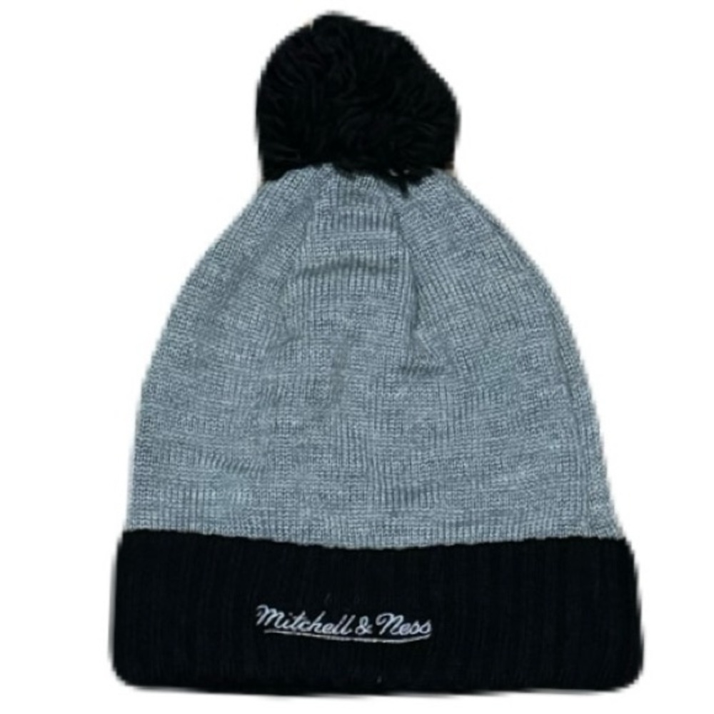 Mitchell & Ness San Antonio Spurs Cuffed Knit Pom Hat Winter Beanie